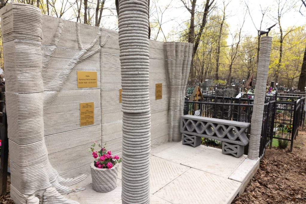 Customer-built memorial structure with printed walls and columns